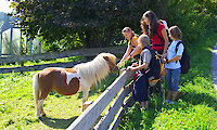 Ferienhof in Bayern - Kinder mit Pony